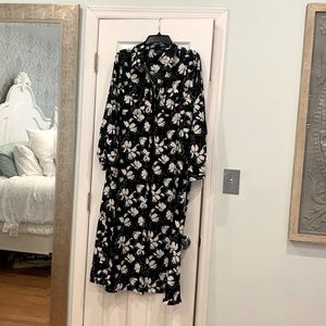 Alfani flowy midi black and white print dress
